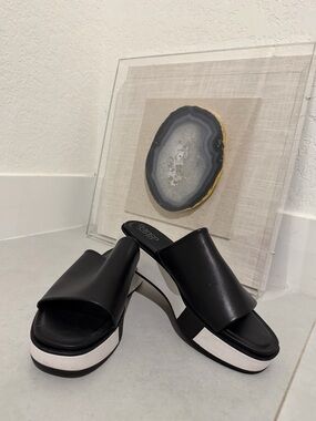 Franco Sarto Black Platform Slide Sandals with White Trim